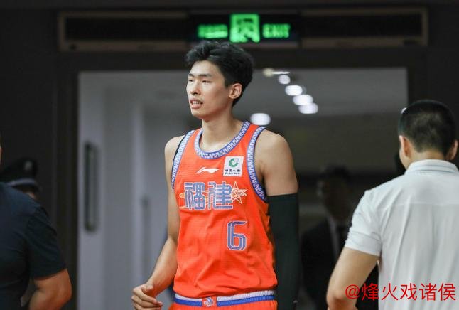 原帅20分山西绝地反击击败福建，张宁21分邹阳23+9